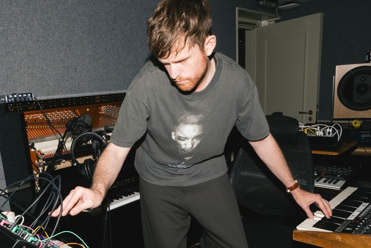 《Trying Times》：James Blake 真正意義上的「回歸原點」時刻